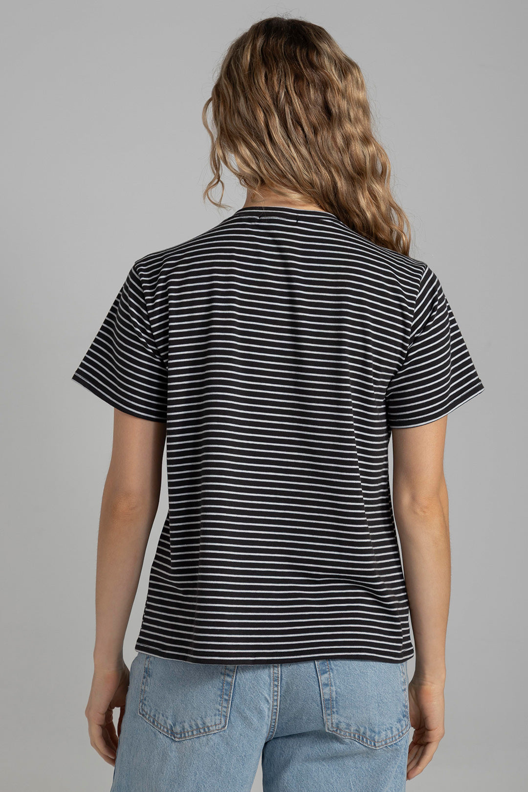 Camiseta Rita Rayas Negra