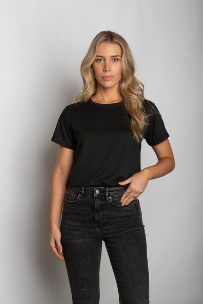 Combo Camisetas Rita Blanca, Negra y Cacao