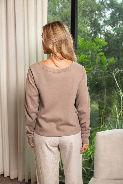Combo Buzo Roberta Cacao + Pantalón Bruna